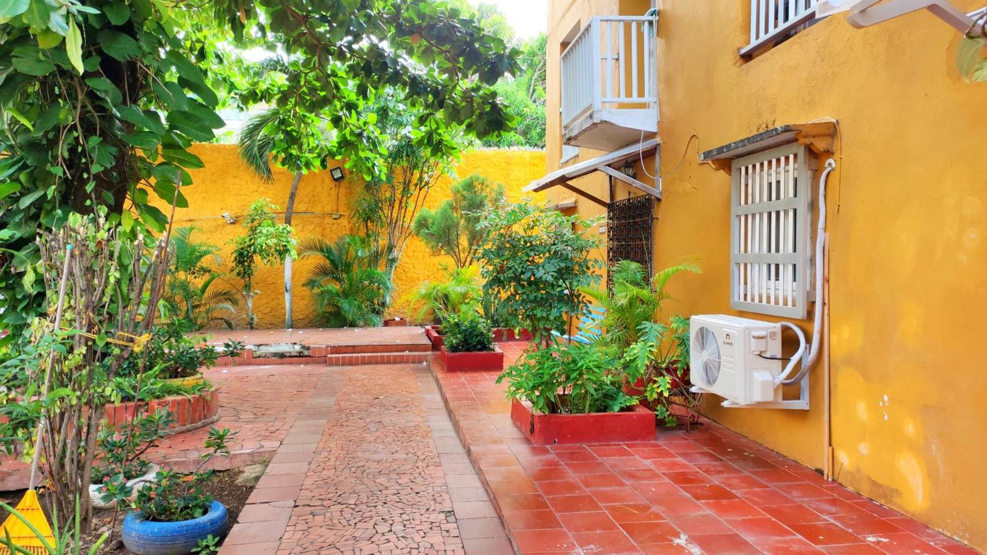 Apartamento Ana Ciudad Amurallada Cartagena Esterno foto